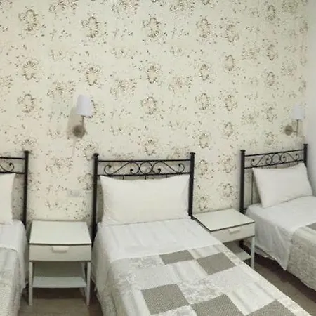 Piazza Vittorio 3* Rzym